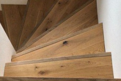 Memmingerberg Steintreppe in Holz