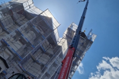 Über den Chor zur Sakristei